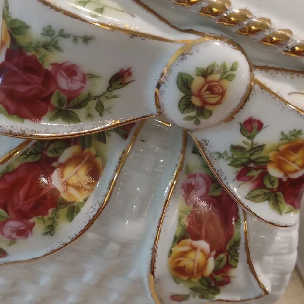 Royal Albert Country Roses Cookie Jar